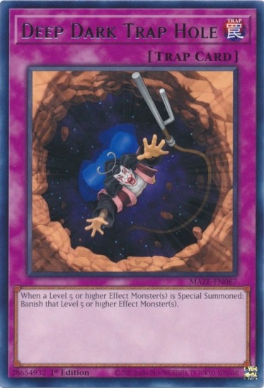 Deep Dark Trap Hole (MAZE-EN067) - 1st Edition
